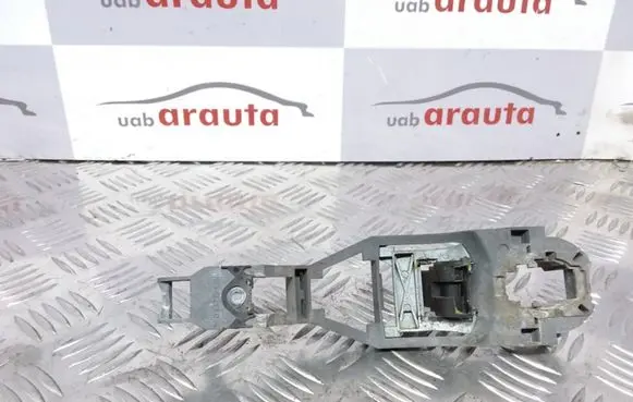 Volkswagen Bora Front door exterior handle/bracket 3B0837885 3B0837886