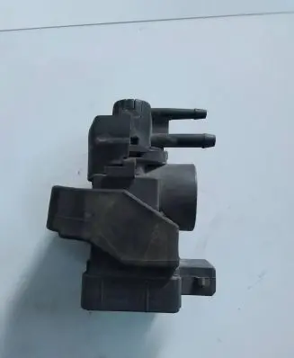 Renault Master III Vacuum valve 149566215R