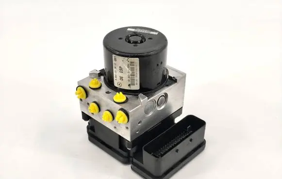 Mercedes-Benz C W204 ABS Pump A2044313812 A2045455232 10021203204