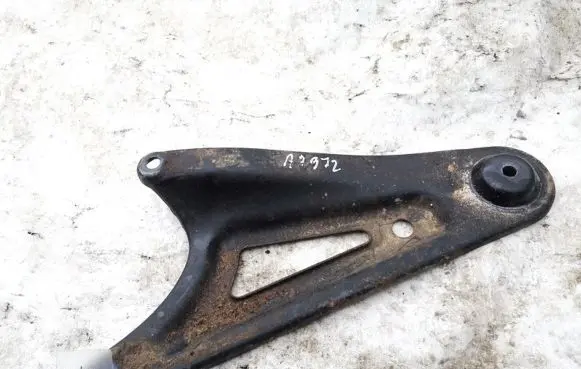Opel Vectra C Engine mounting bracket