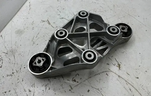 Tesla Model X Engine mounting bracket 156688001B 156688050B A0423090C11022