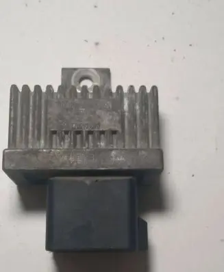 Nissan Micra Glow plug pre-heat relay 7700115078 BE01712 124V