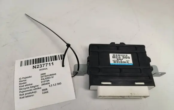 Mitsubishi Pajero Other control units/modules 8631A355 X4T72081M