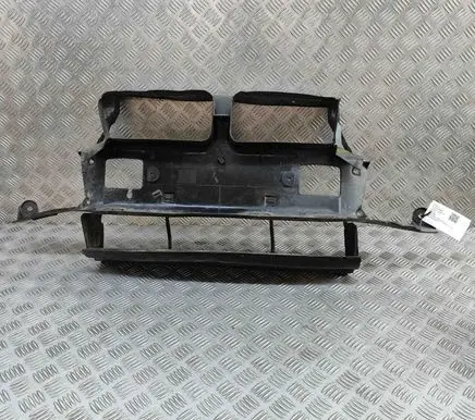 BMW 7 E38 Air intake duct part 8125966