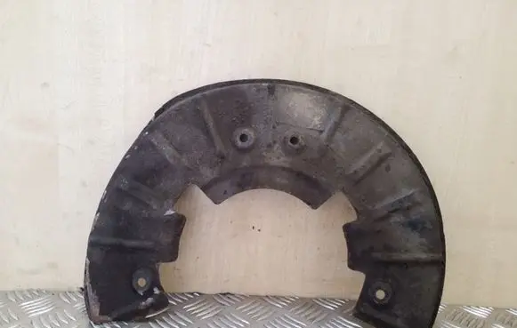 Volkswagen Touareg I Front brake disc dust cover plate 