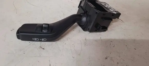 Ford Focus Indicator stalk 4M5T13335BD