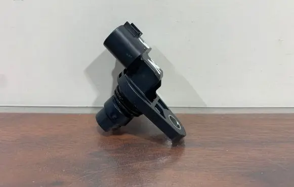 Subaru XV II Camshaft speed sensor J5T36071 9226B