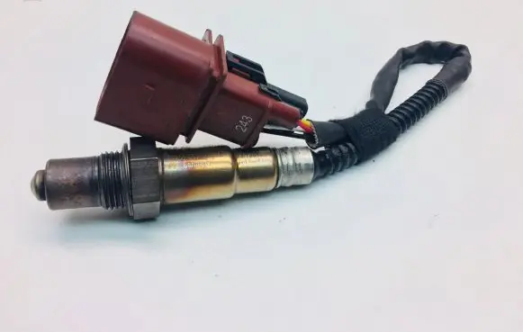 Volkswagen Transporter - Caravelle T5 Lambda probe sensor 022906262AA