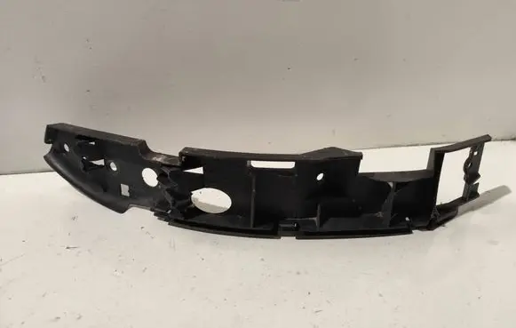 Volkswagen Touareg I Front bumper mounting bracket 7L6807183C