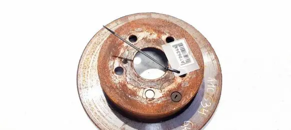 Toyota Avensis T250 Rear brake disc neventiliuojamas