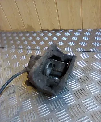 Citroen Xsara Picasso Front brake caliper
