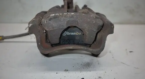 Rear brake caliper