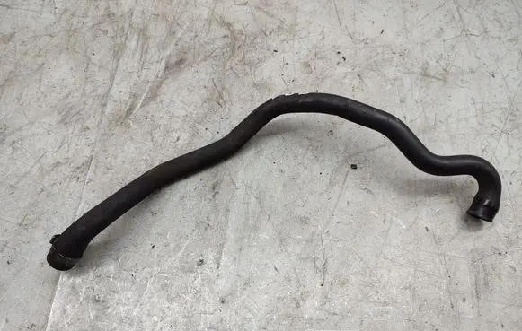 Volvo S60 Engine coolant pipe/hose