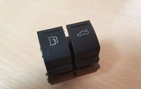 Volkswagen PASSAT B6 Fuel tank opening switch 3C0959903
