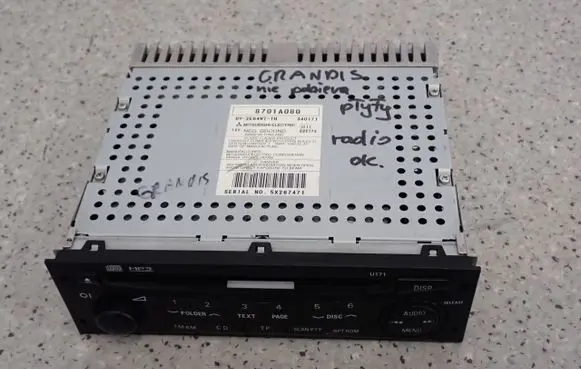 Mitsubishi Grandis Radio/CD/DVD/GPS head unit