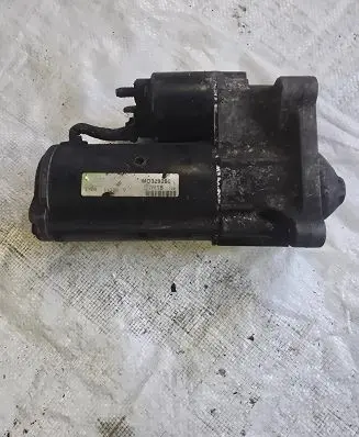 Mercedes-Benz Vito Viano W639 Starter motor MD329260 D7R18
