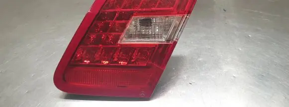 Mercedes-Benz E W212 Tailgate rear/tail lights A2129060458