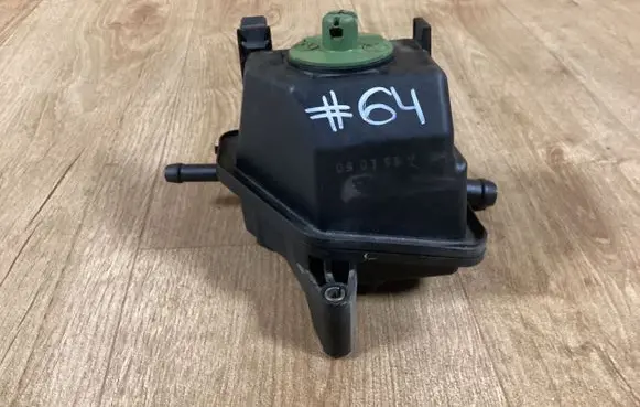 Audi TT Mk1 Power steering fluid tank/reservoir 1J0422371B