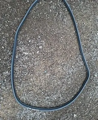 Opel Grandland X Front door rubber seal 9811537480