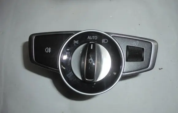 Mercedes-Benz C W205 Light switch
