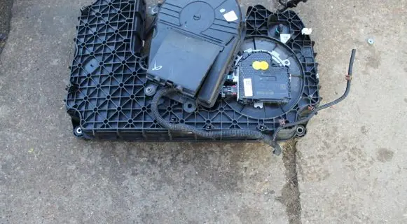 Renault Espace - Grand espace V AdBlue liquid reservoir 237G00273R 172A24715R