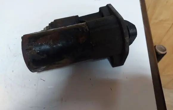 Citroen Berlingo Starter motor 1005831358