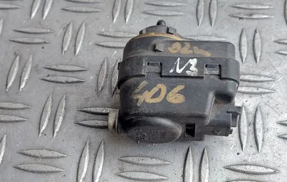 Peugeot 406 Headlight level adjustment motor 