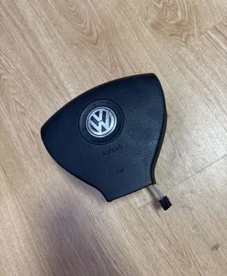 Volkswagen PASSAT B6 Steering wheel airbag 61607480 61817052D 1K0880201CB