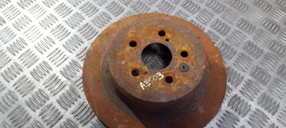 Toyota Avensis T220 Rear brake disc
