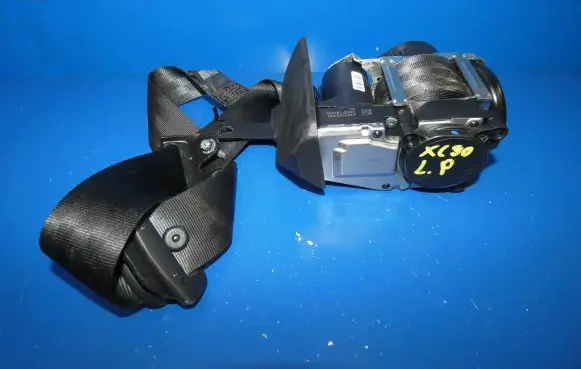 Volvo XC90 Front seatbelt