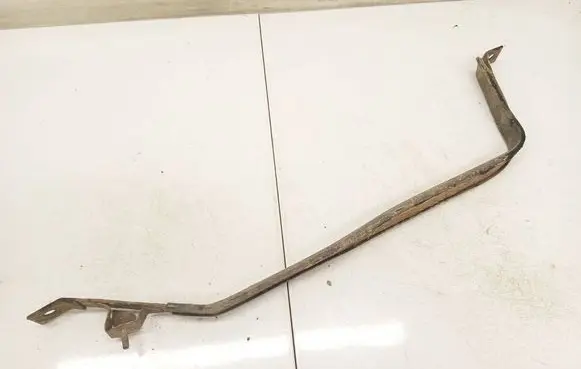 Toyota RAV 4 (XA30) Fuel tank mounting bracket 