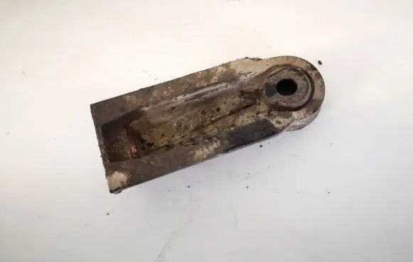Opel Vectra C Engine mounting bracket 9202795