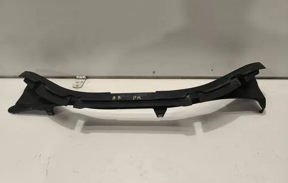 Other engine bay part