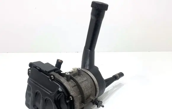 Peugeot 308 Power steering pump 9672719980