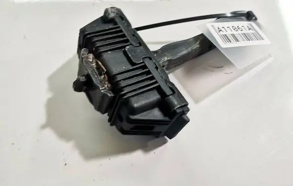 BMW 3 E90 E91 Rear door check strap stopper 