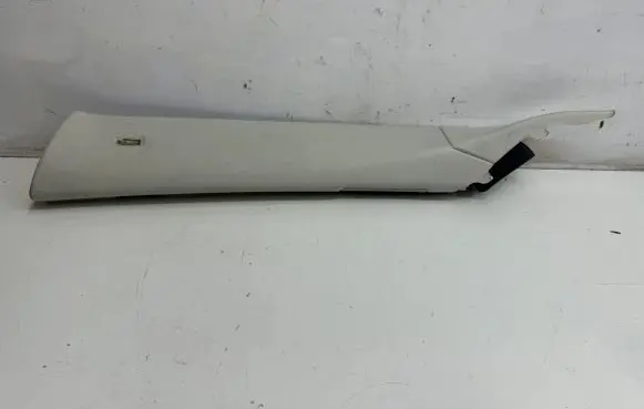 Land Rover Discovery 5 (A) pillar trim HY3203513AC0