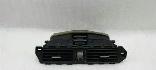 BMW 5 E60 E61 Dash center air vent grill 9112206