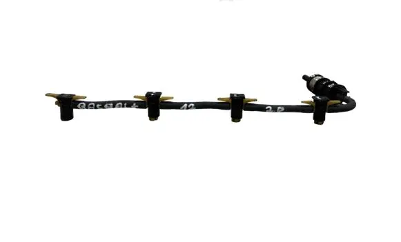 Nissan Qashqai+2 Fuel return line/hose 