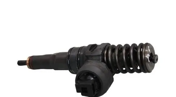 Volkswagen Golf IV Fuel injector 038130073AG 0414720215