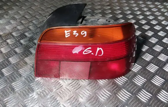 BMW 5 E39 Rear/tail lights 8358032