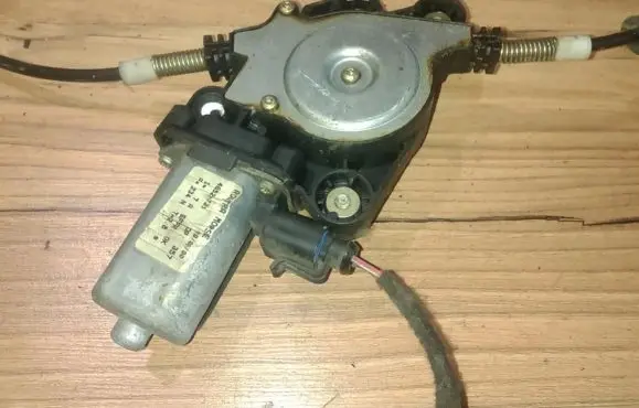 Fiat Marea Front door window regulator motor 46528731