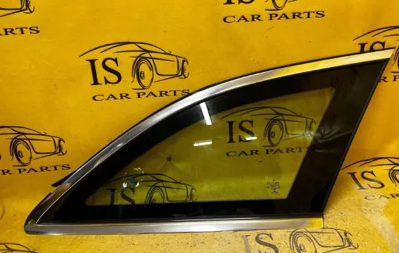 Mercedes-Benz E AMG W213 Rear side window A2136709800