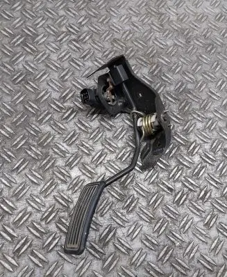 Toyota Corolla E120 E130 Accelerator throttle pedal
