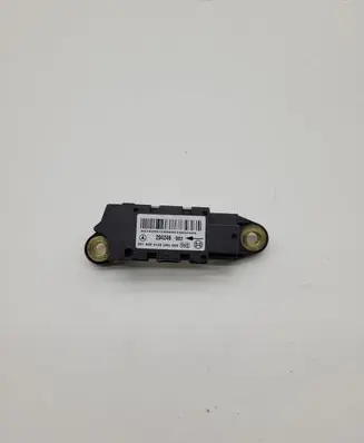 Mercedes-Benz E W211 Airbag deployment crash/impact sensor 0018209126