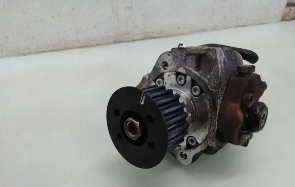 Mazda 6 Fuel injection high pressure pump 2940000420
