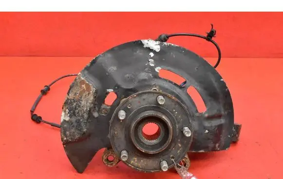 Hyundai Tucson JM Front wheel hub spindle knuckle 