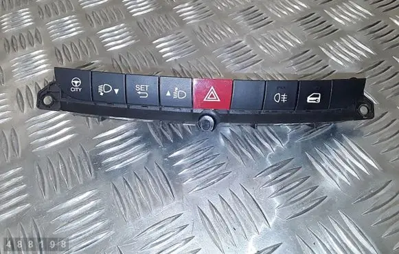 Fiat 500L Hazard light switch F330204201