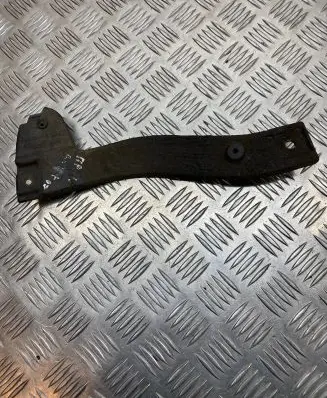 Audi A4 S4 B7 8E 8H Front bumper mounting bracket 8E0807204 8E0807204B