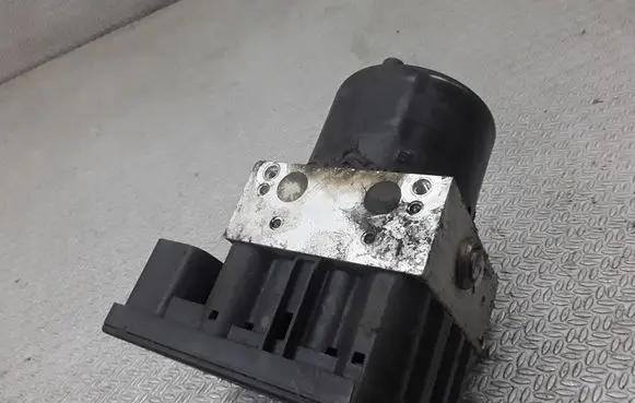 Nissan Almera Tino ABS Pump 06210901573 47600BU910