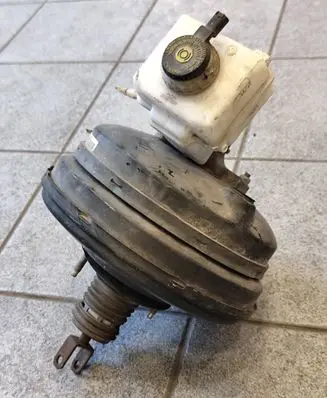 BMW X5 E70 Brake booster 32067474